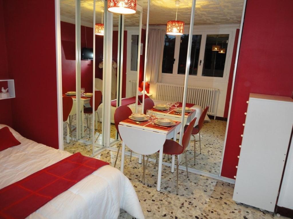Studio Framboise Proche Paris Et Disneyland Gagny Exterior photo